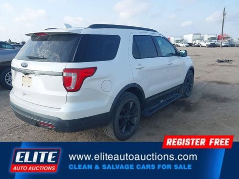 Used 2017 Ford Explorer XLT w/ Equipment Group 202A image 7
