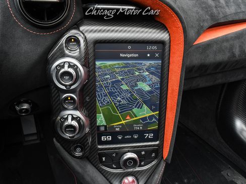 Used 2022 McLaren 765LT image 13