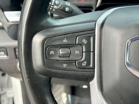 Used 2025 GMC Sierra 1500 SLT AWD/4WD image 30