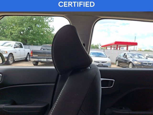 Certified 2023 Hyundai Venue SEL w/ Cargo Package FWD image 17