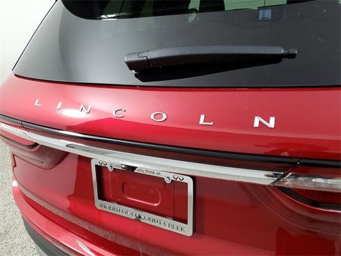 Used 2024 Lincoln Corsair FWD w/ Rear Removable Package Tray image 5