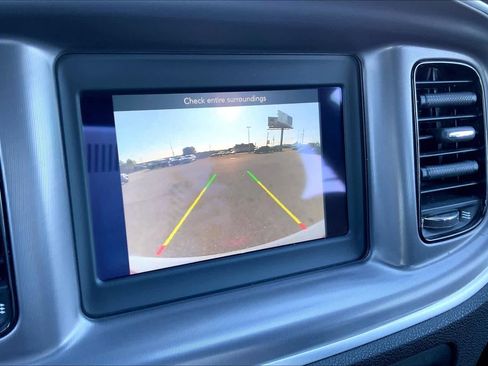 Used 2022 Dodge Charger SXT w/ Blacktop Package image 27