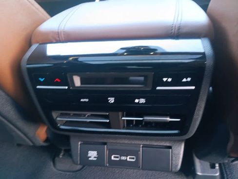 Used 2023 Acura MDX SH-AWD w/ Technology Package image 22