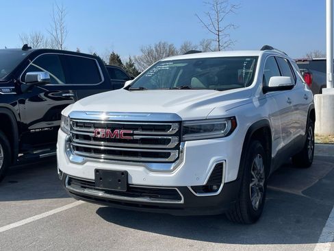 Used 2022 GMC Acadia SLT w/ Preferred Package image 2