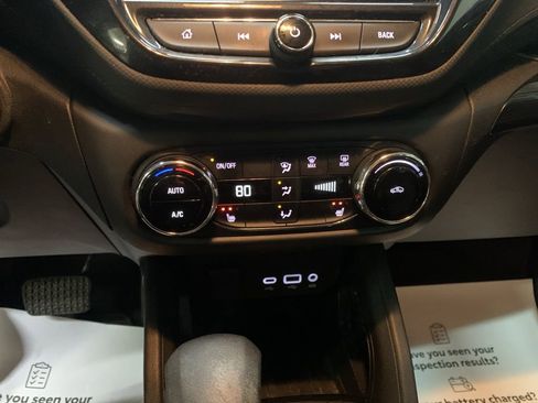 Used 2021 Chevrolet TrailBlazer LT w/ Convenience Package image 22