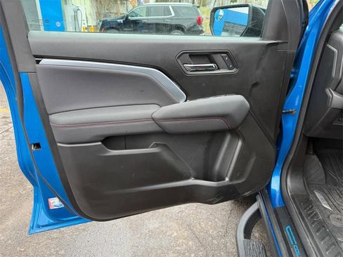 Used 2024 Chevrolet Colorado Z71 w/ Z71 Convenience Package 2 image 13