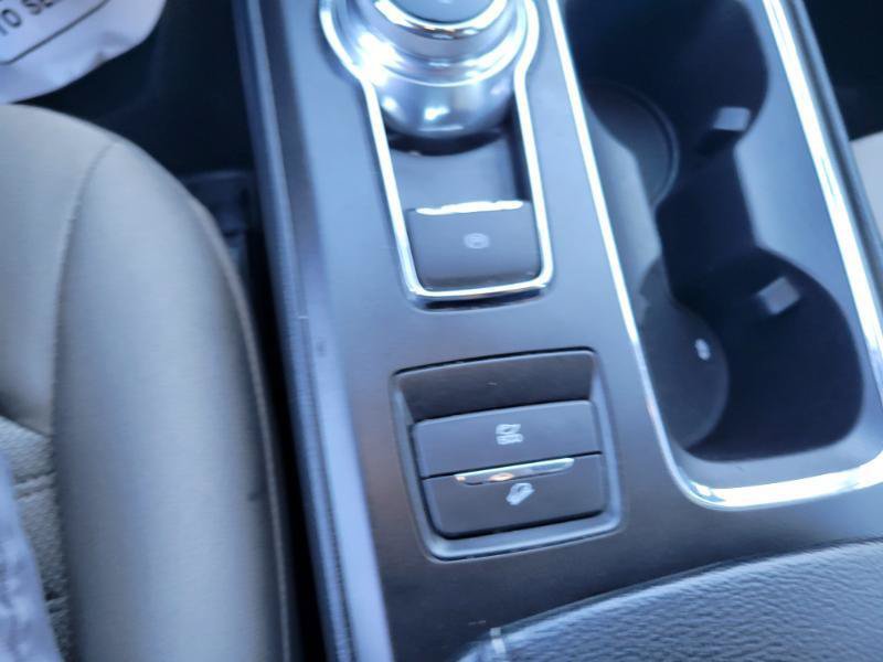 Used 2018 Ford Fusion S FWD image 27