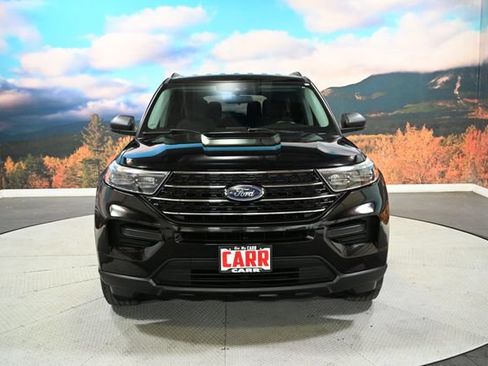 Used 2021 Ford Explorer XLT AWD/4WD image 2