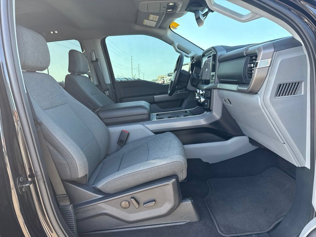 Used 2024 Ford F150 XLT w/ Equipment Group 302A MID RWD image 10