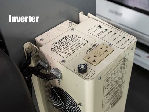 Used 2016 Ford Transit Connect XL image 19