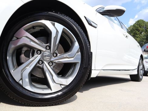 Used 2018 Honda Accord EX-L image 42