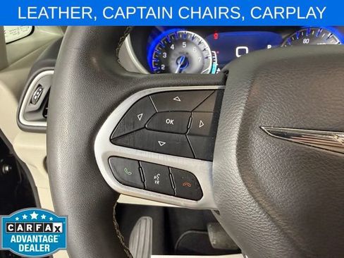 Used 2024 Chrysler Pacifica Touring-L FWD image 14
