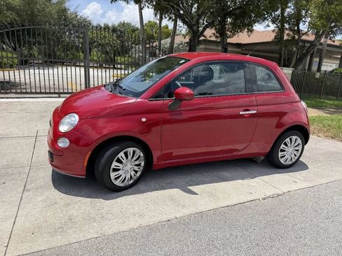 Used 2015 FIAT 500 Pop FWD image 2