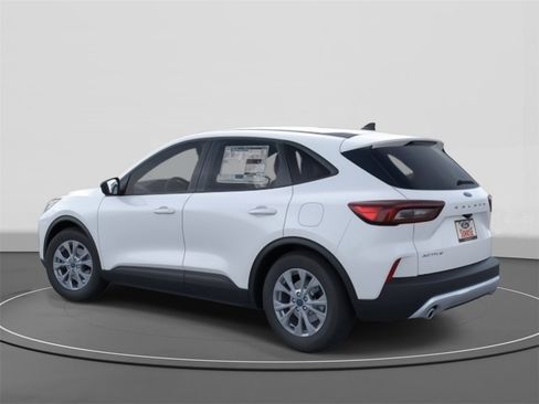 New 2025 Ford Escape Active image 4