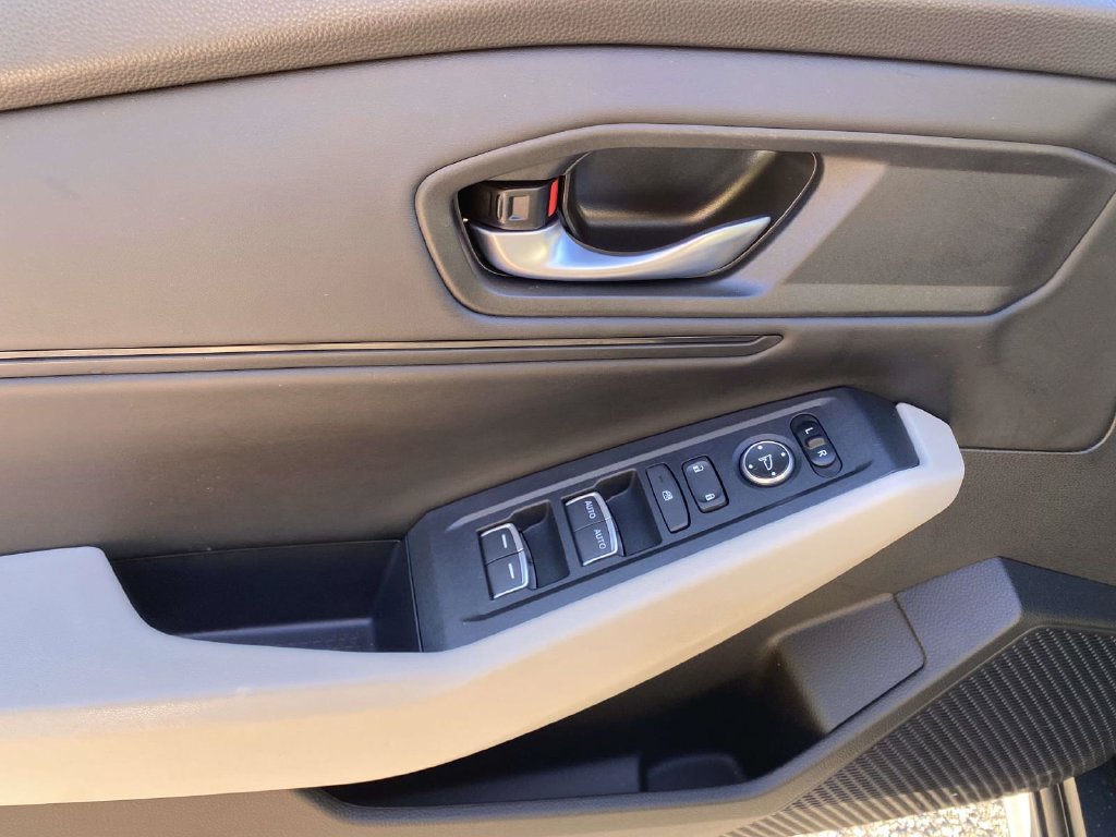 Certified 2025 Honda Accord SE image 16
