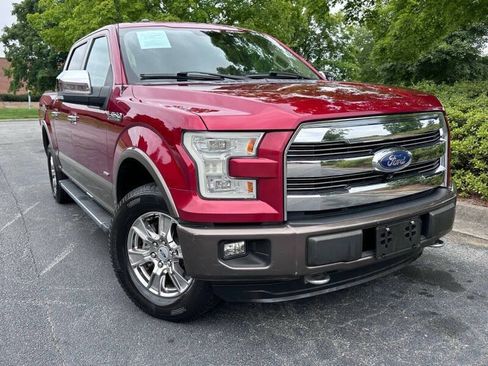 Used 2015 Ford F150 Lariat w/ Equipment Group 502A Luxury AWD/4WD image 2