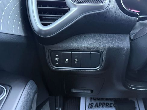 Used 2023 Kia Soul LX w/ Option Group 015 image 23