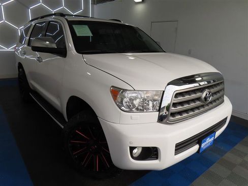 Used 2014 Toyota Sequoia Limited image 5