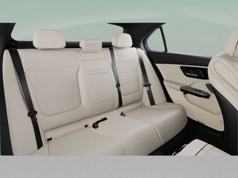 Used 2026 Mercedes-Benz C 300 Sedan image 41