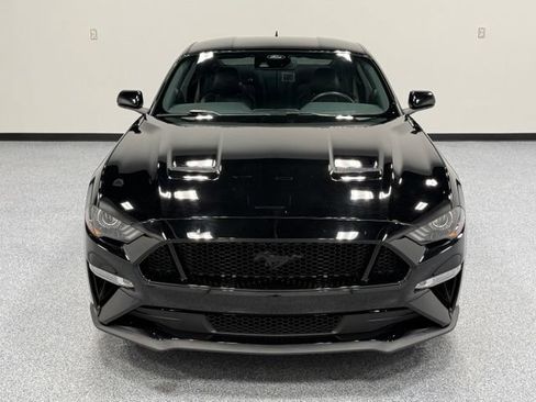 Used 2022 Ford Mustang GT Premium w/ Black Accent Package RWD image 4