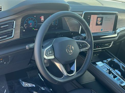 New 2026 Volkswagen Atlas SE AWD/4WD image 10
