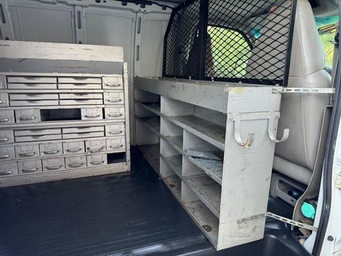 Used 2000 Chevrolet Express 2500 RWD image 16