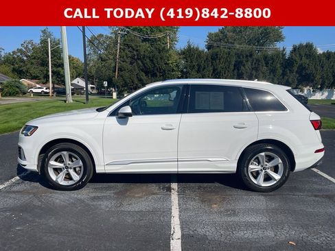Used 2024 Audi Q7 Premium Plus image 11
