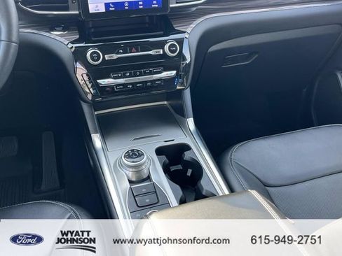 Certified 2023 Ford Explorer Limited w/ Equipment Group 301A image 15