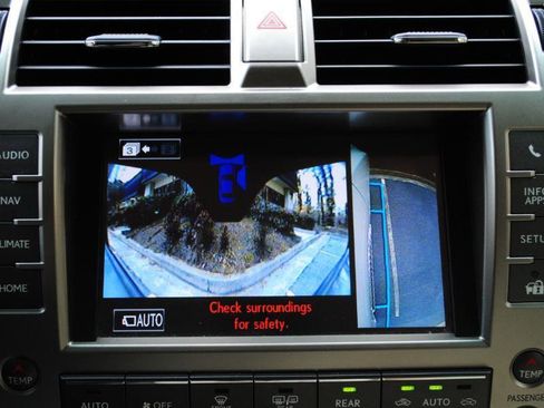 Used 2016 Lexus GX 460 Luxury image 32