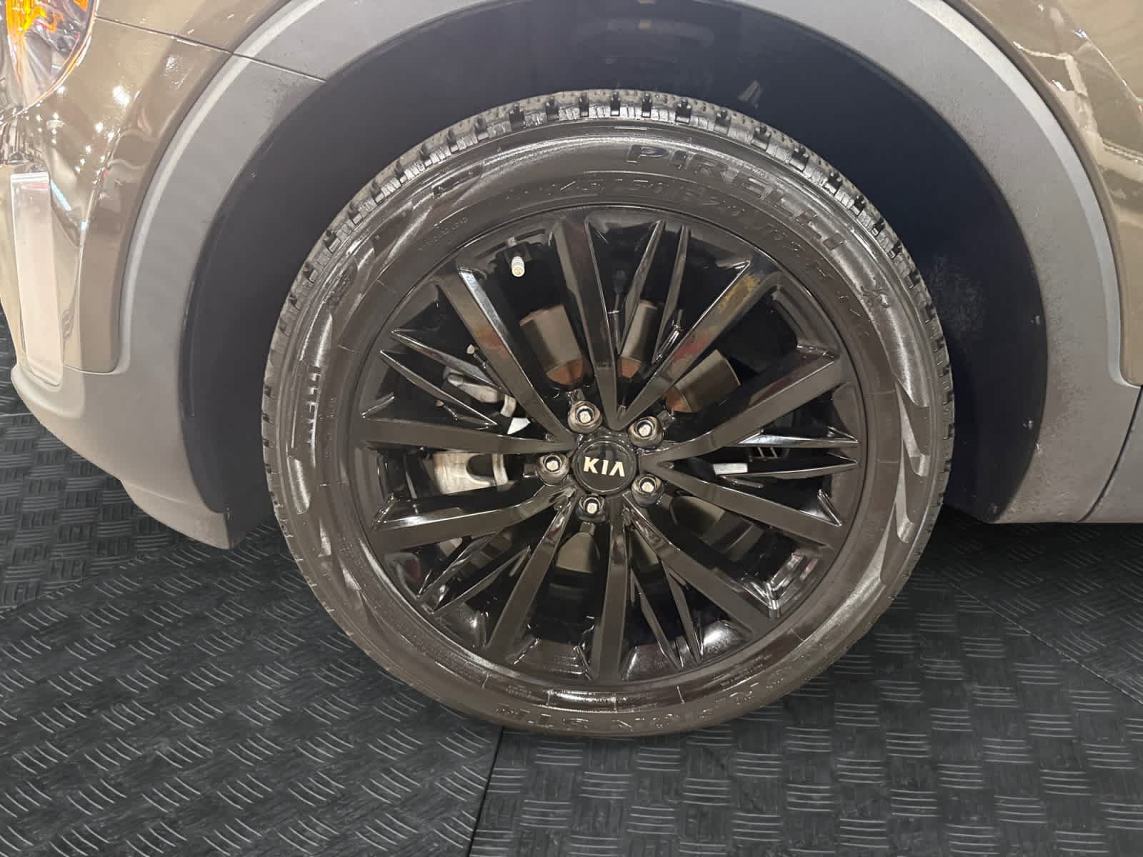 Used 2021 Kia Telluride SX w/ Towing Package AWD/4WD image 15