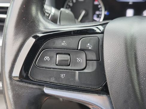 Used 2022 Buick Enclave Premium AWD/4WD image 34