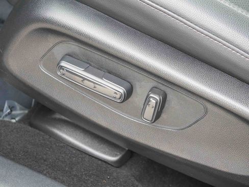 Certified 2024 Honda HR-V EX-L image 23