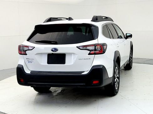 Used 2024 Subaru Outback Premium AWD/4WD image 5