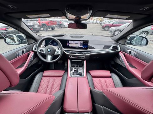 Used 2026 BMW X6 xDrive40i image 23