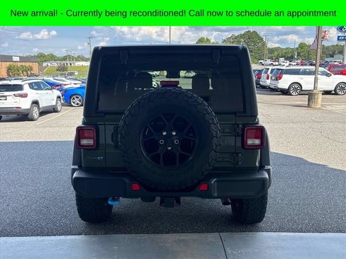 Used 2024 Jeep Wrangler Unlimited AWD/4WD image 26