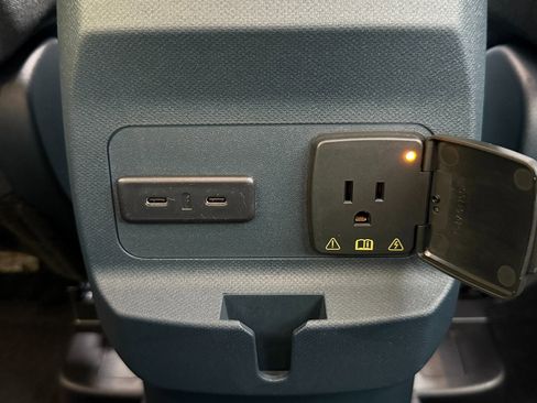 New 2025 Ford Maverick XLT w/ XLT Luxury Package image 43