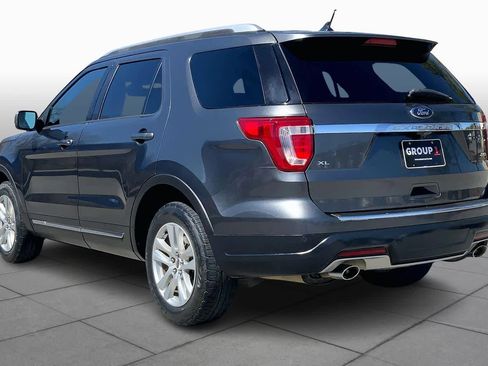 Used 2018 Ford Explorer XLT w/ Equipment Group 201A image 12