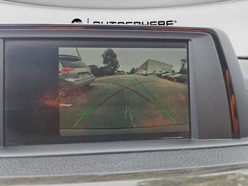 Used 2018 BMW 330i xDrive Sedan w/ Convenience Package AWD/4WD image 39