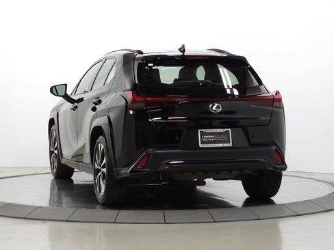 Used 2025 Lexus UX 300h AWD w/ Cold Area Package image 5