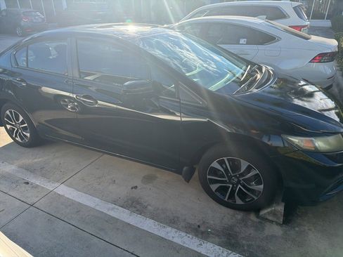 Used 2015 Honda Civic EX image 3