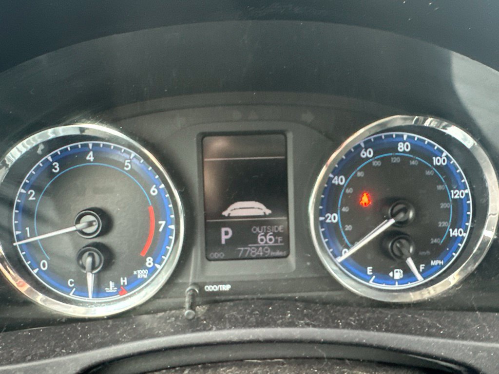 Used 2019 Toyota Corolla LE FWD image 36