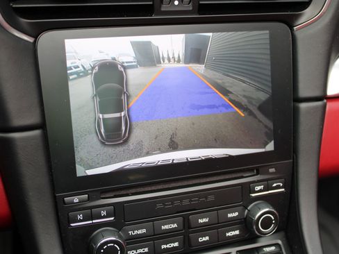 Used 2017 Porsche 911 Targa 4S image 18