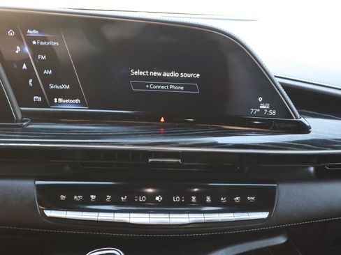 Certified 2022 Cadillac Escalade Sport RWD image 33
