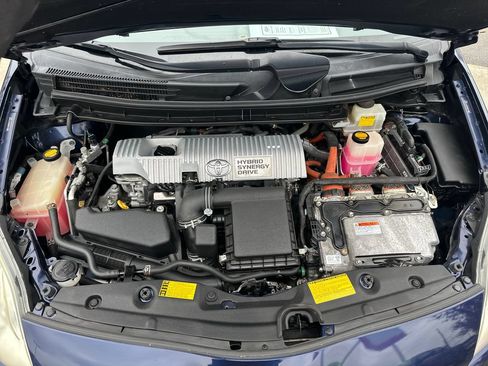 Used 2012 Toyota Prius Two FWD image 28