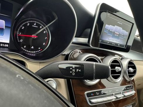 Used 2019 Mercedes-Benz GLC 300 image 26