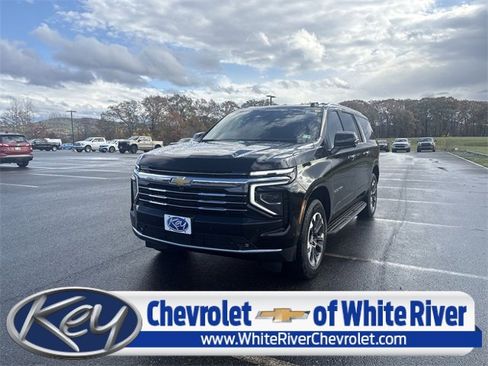New 2026 Chevrolet Suburban LT w/ Comfort Package image 1