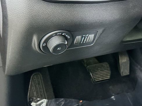 Certified 2023 Jeep Compass Limited AWD/4WD image 16