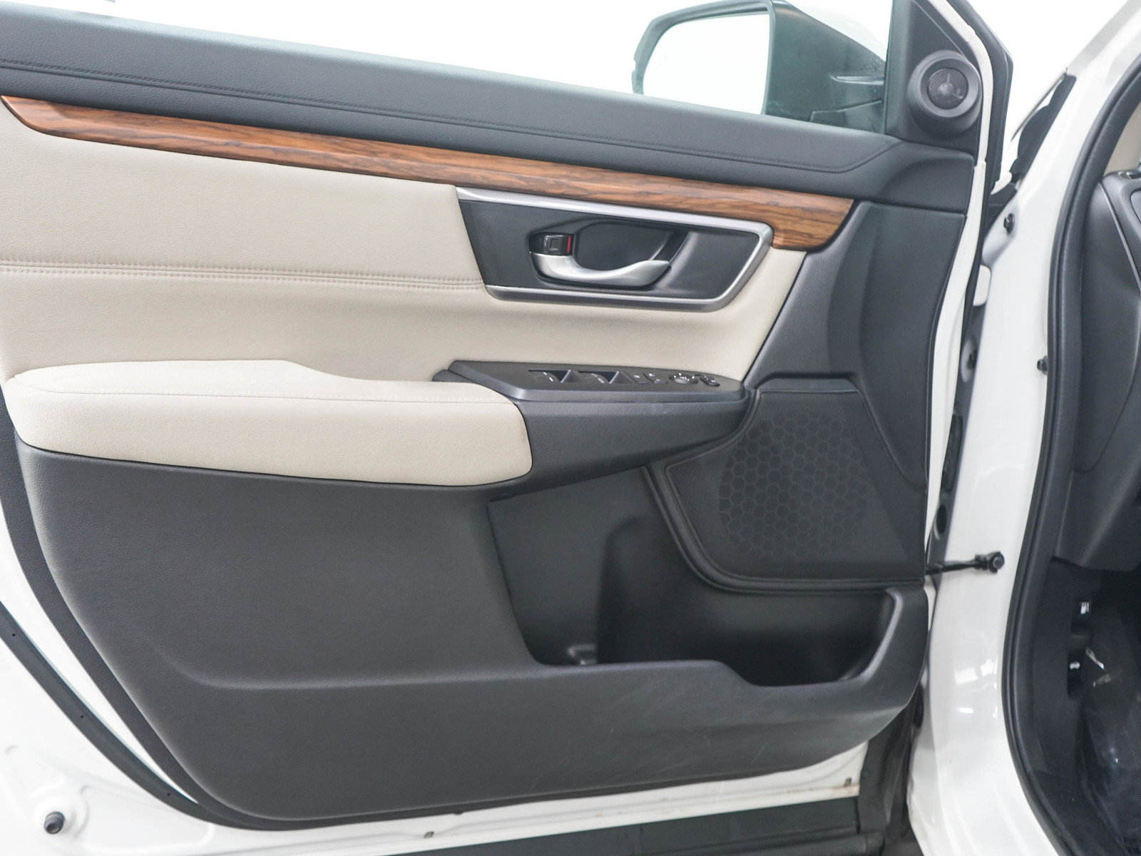 Used 2018 Honda CR-V EX image 18