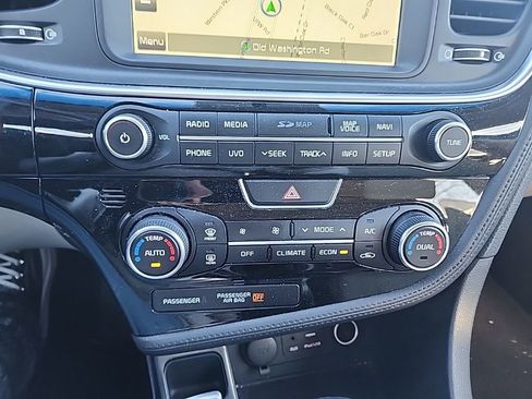 Used 2015 Kia Optima EX w/ Technology Package image 16