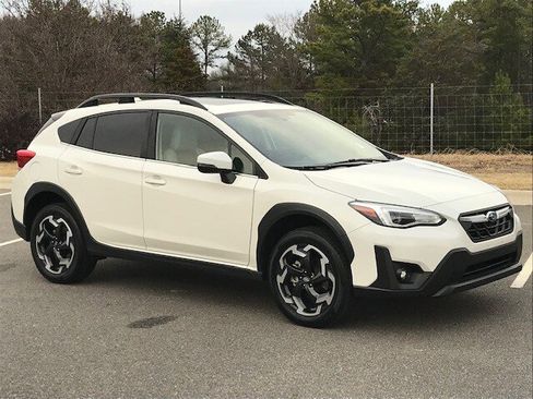 Certified 2023 Subaru Crosstrek 2.5i Limited w/ Moonroof Package image 2